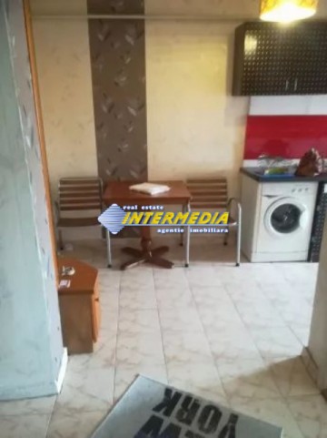 garsoniera-decomandat-de-vanzare-in-alba-iulia-5